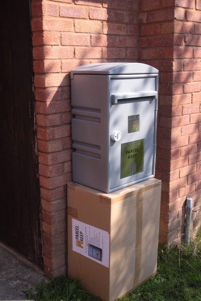 Standard Parcel Keep Box